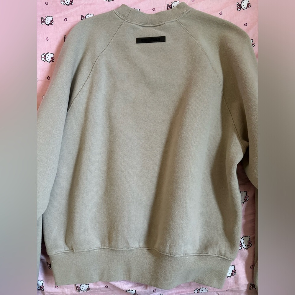 Essentials Sweatshirt - Picture 3 of 4